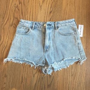 Light wash Denim shorts